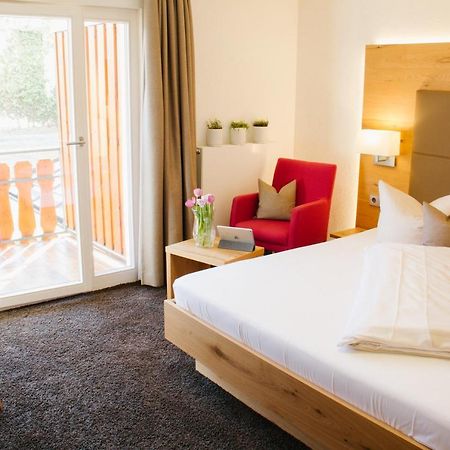 Hotel-Restaurant Sennhuette Im Herzen Des Suedschwarzwalds Kleines Wiesental Eksteriør billede