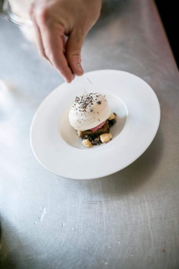 Hotel-Restaurant Sennhuette Im Herzen Des Suedschwarzwalds Kleines Wiesental Eksteriør billede
