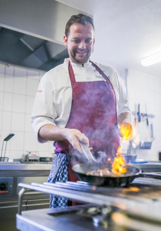 Hotel-Restaurant Sennhuette Im Herzen Des Suedschwarzwalds Kleines Wiesental Eksteriør billede