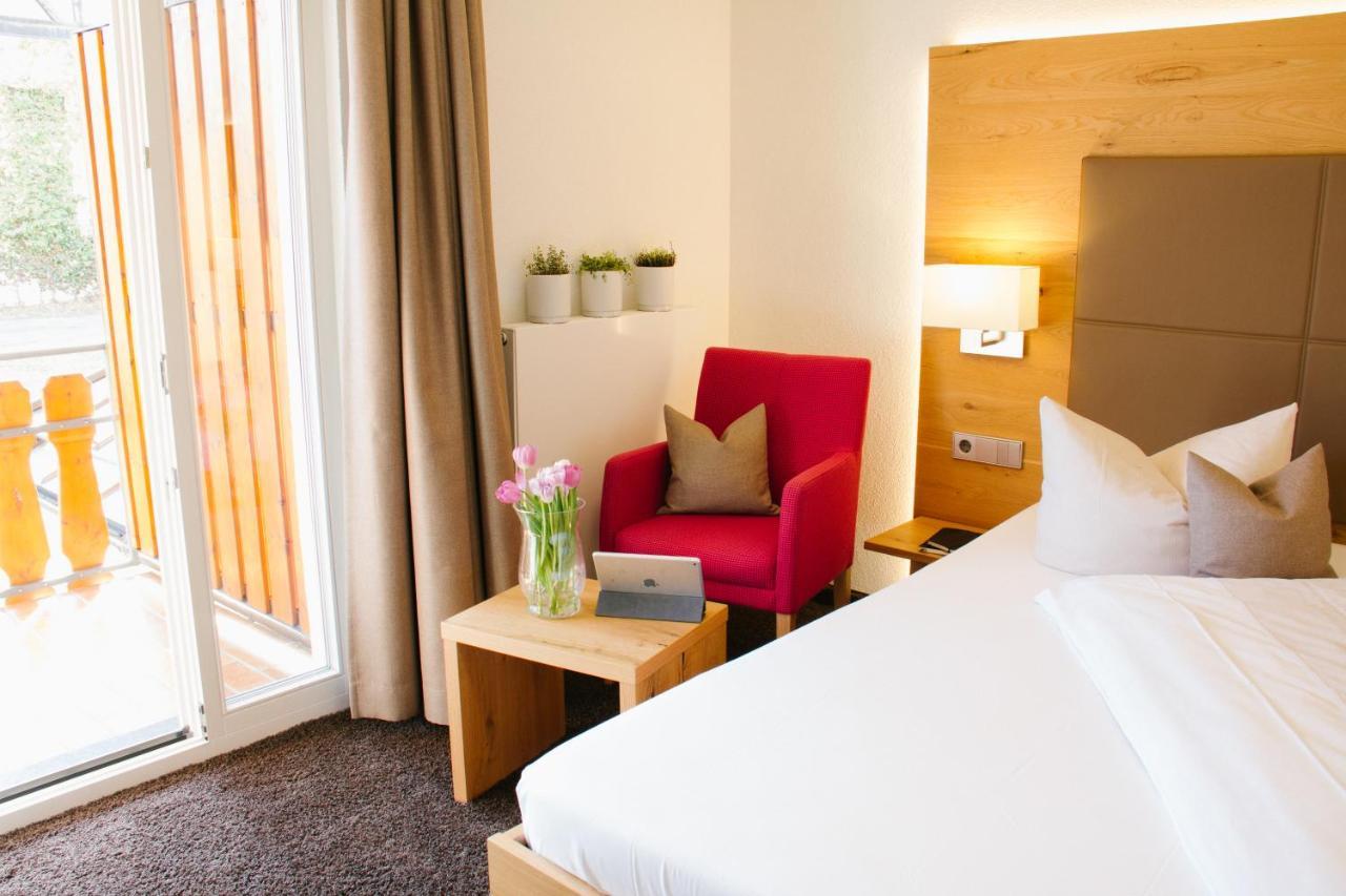 Hotel-Restaurant Sennhuette Im Herzen Des Suedschwarzwalds Kleines Wiesental Eksteriør billede